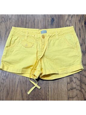 Bebop juniors size 7 yellow shorts